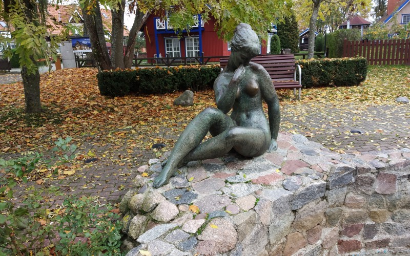 Po rudenėjančią Kuršių neriją